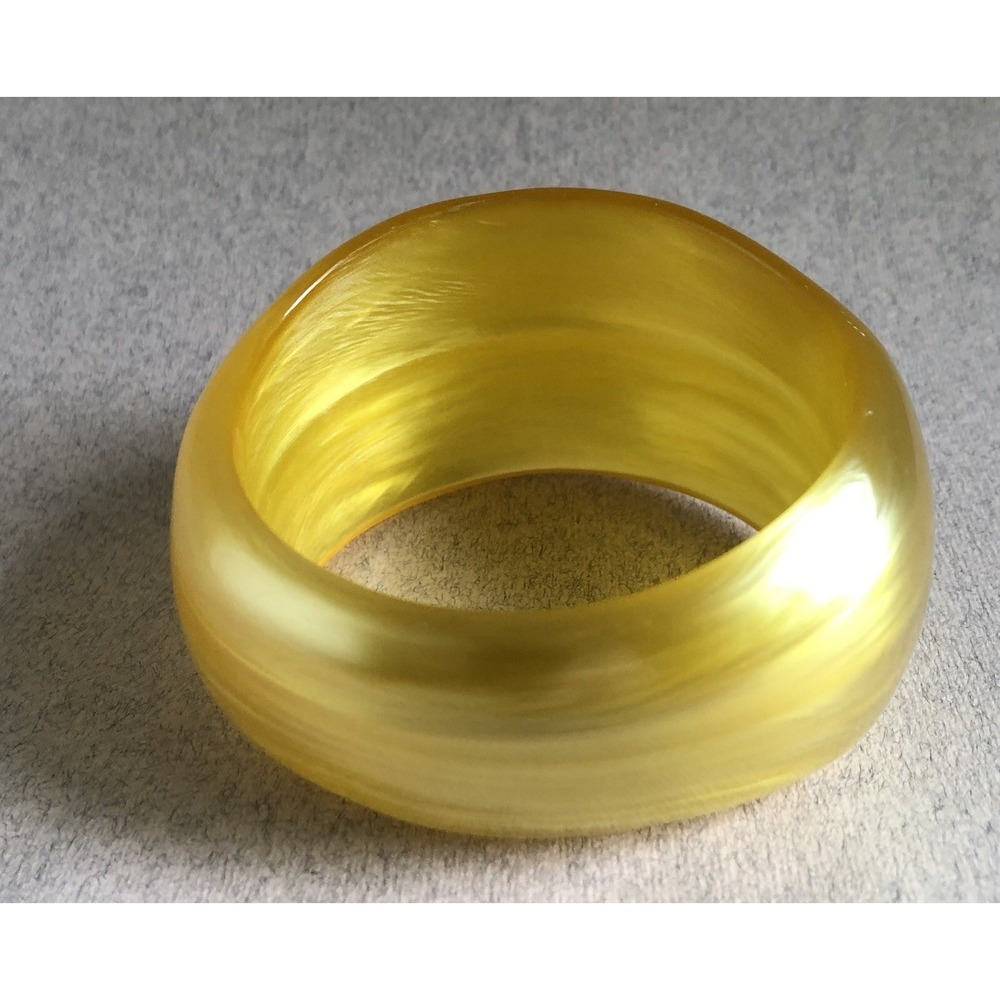 Vintage Chunky Yellow Lucite Iridescent Swirl 1"- 1.75" Wide Bangle Bracelet - Picture 6 of 9